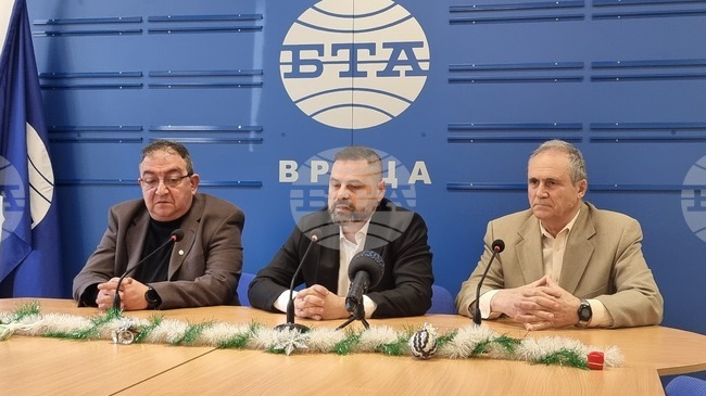 Единственият начин да победим тези, които сега паднаха от власт, са изборите, каза депутатът от „Възраждане“ Ивайло Папов