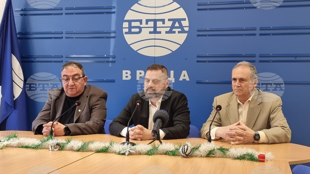 Единственият начин да победим тези, които сега паднаха от власт, са изборите, каза депутатът от „Възраждане“ Ивайло Папов