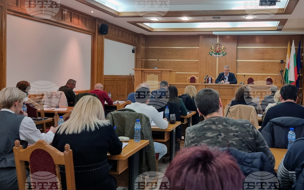 Общинските съветници на Община Добричка приеха актуализации на годишната програма за управление и разпореждане с общинско имущество