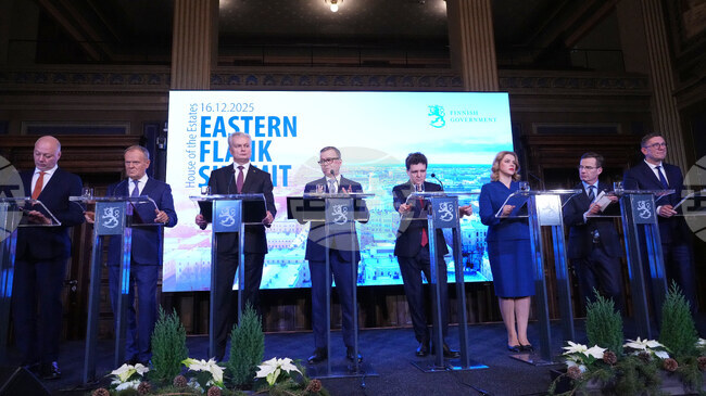 Защитата на източния фланг на ЕС трябва да бъде "незабавен приоритет", заявиха осем страни членки, сред които и България