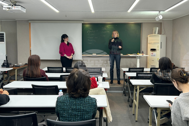 CORRECTION South Korea Hollywood Acting