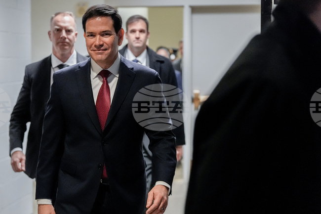 Рубио каза, че САЩ имат намерение да купят Гренландия, омаловажавайки военния вариант