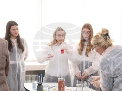 Нов STEM център „Вселената“ беше открит в столичното 10-о Средно училище „Теодор Траянов“. Снимка: МОН