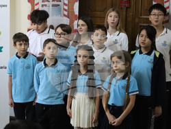 Румъния - посланик - дипломати - среща - евромонети