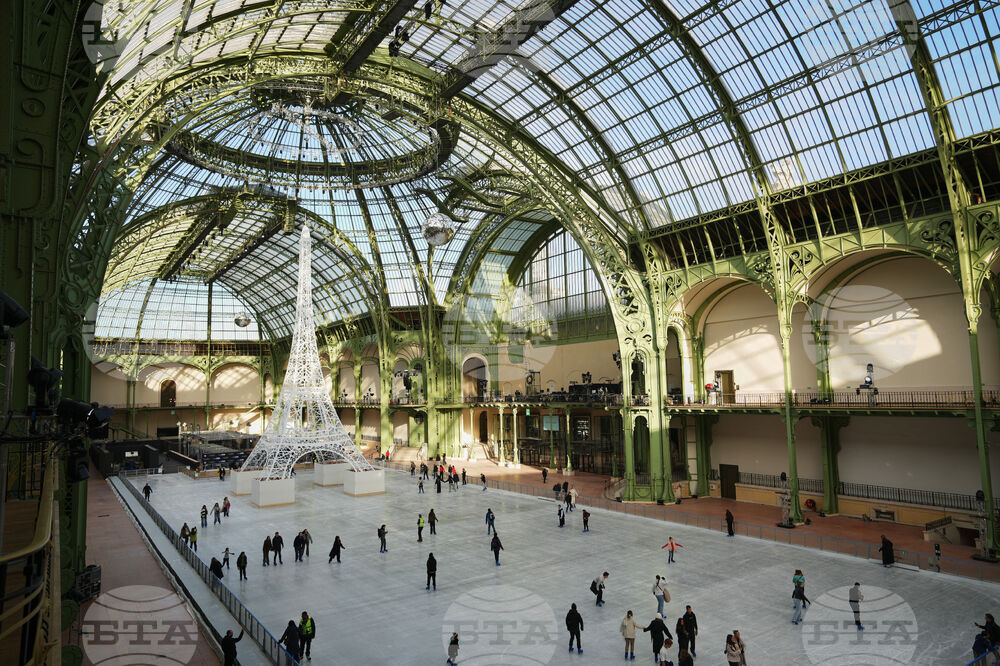 APTOPIX France Daily Life