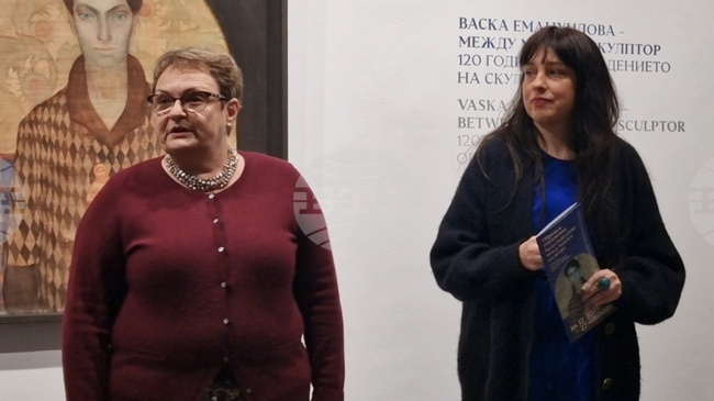 Скулптурата на Васка Емануилова е изящна и нежна, каза директорът на СГХГ Аделина Филева