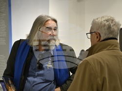 „Образи и отражения - Васка Емамуилова - между модела и твореца“ - изложба