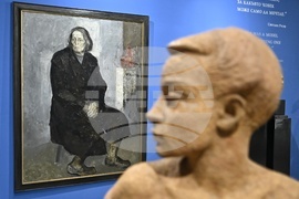 „Образи и отражения - Васка Емамуилова - между модела и твореца“ - изложба