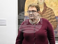 „Образи и отражения - Васка Емамуилова - между модела и твореца“ - изложба