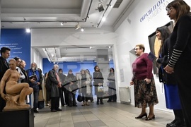 „Образи и отражения - Васка Емамуилова - между модела и твореца“ - изложба