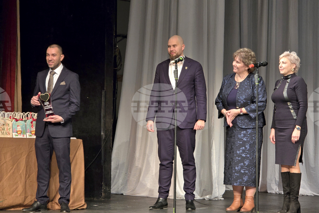 Плевен - „Урок по доброта - Плевен подава ръка“ - инициатива