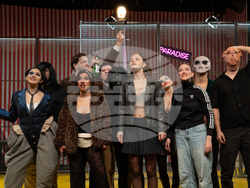 „Казимир & Каролине“ по Йодьон фон Хорват в театъра на НАТФИЗ, снимка – НАТФИЗ