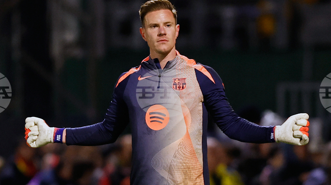 Вратарят Марк-Андре тер Щеген получи похвали от старши треньора на Барселона Ханзи Флик