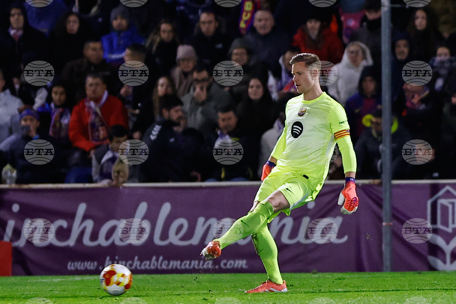Vratar Barcelone, Ter Stegen, blizu prestopa v Girono