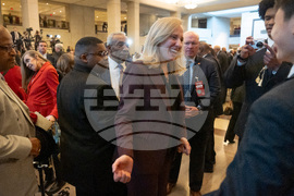 Congress Virginia Statue