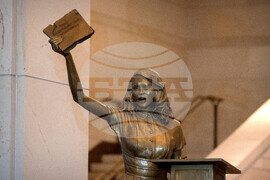 Congress Virginia Statue