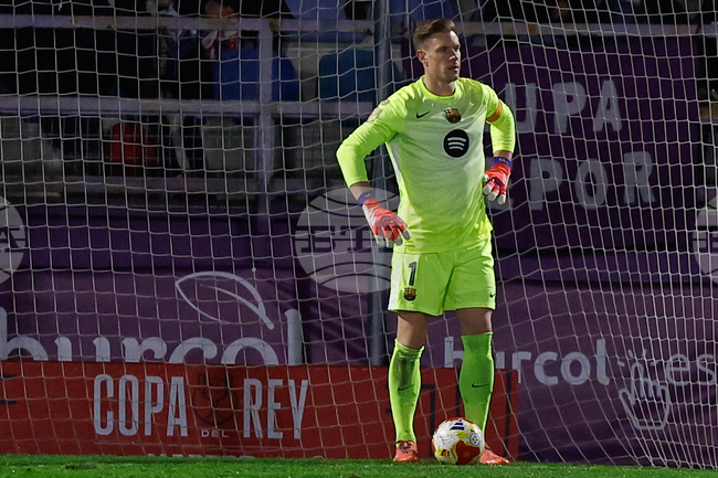 Английският Астън Вила е изпратил запитване за вратаря на Барселона Марк-Андре тер Щеген