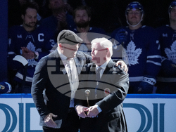 Blackhawks Maple Leafs Hockey