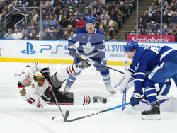 Blackhawks Maple Leafs Hockey