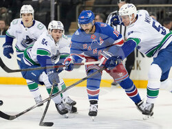 Canucks Rangers Hockey
