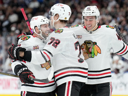 Blackhawks Maple Leafs Hockey