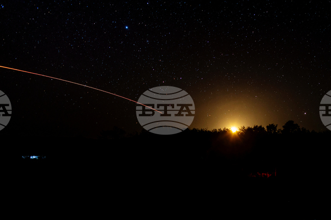 Външните министри на Тайланд и Камбоджа пристигнаха в Китай за разговори след вчерашното споразумение за спиране на огъня