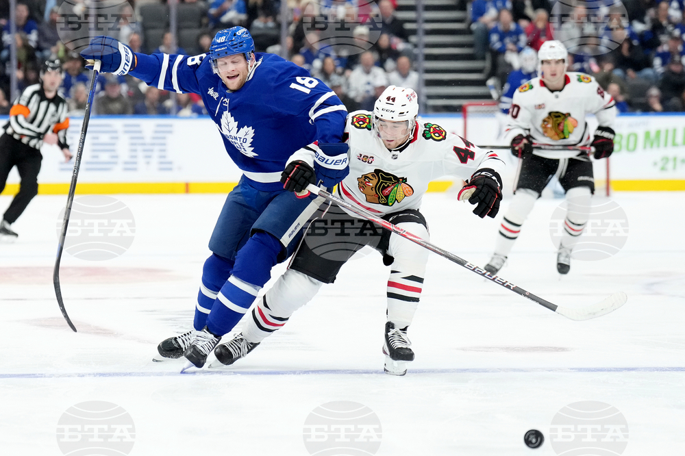 Blackhawks Maple Leafs Hockey