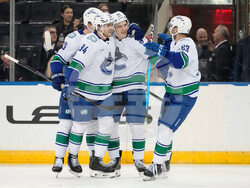 Canucks Rangers Hockey