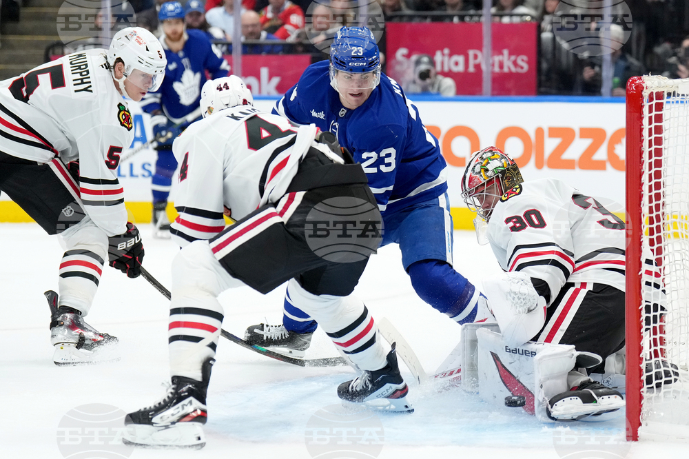 Blackhawks Maple Leafs Hockey