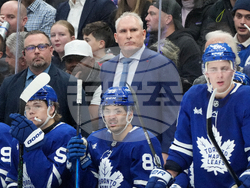 Blackhawks Maple Leafs Hockey