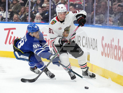 Blackhawks Maple Leafs Hockey