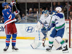Canucks Rangers Hockey