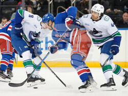 Canucks Rangers Hockey