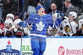 Blackhawks Maple Leafs Hockey