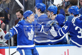 Blackhawks Maple Leafs Hockey