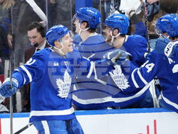 Blackhawks Maple Leafs Hockey