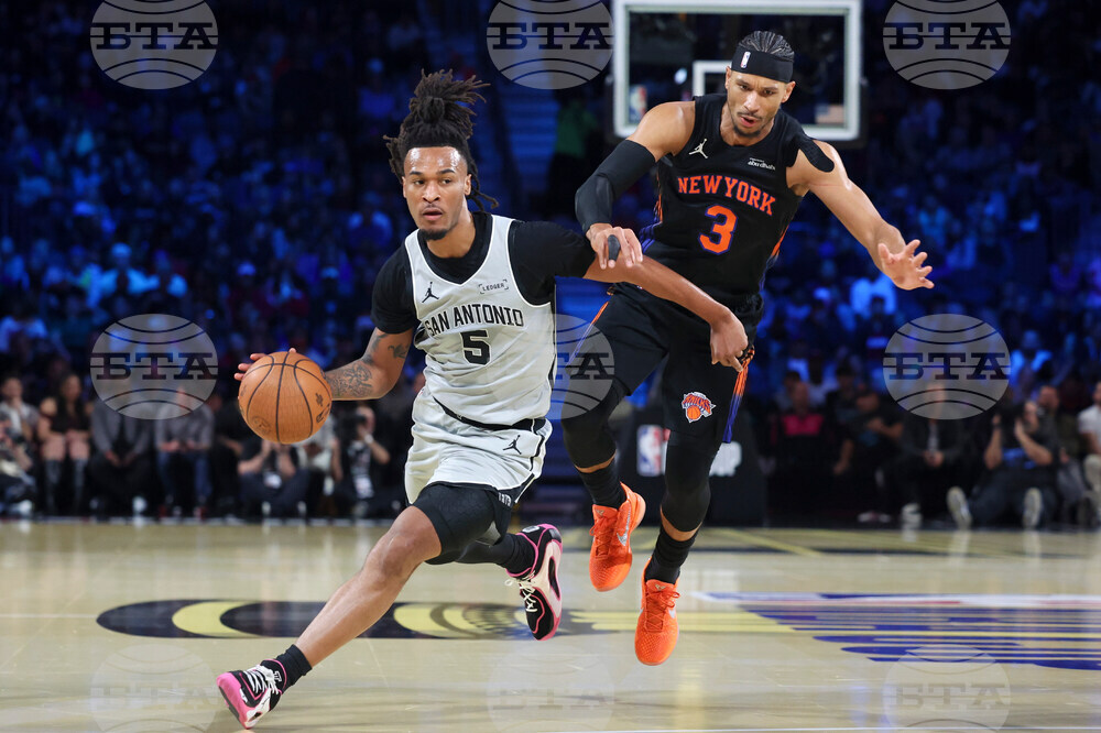 Knicks Spurs Basketball