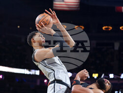 Knicks Spurs Basketball