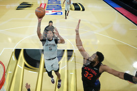 Knicks Spurs Basketball