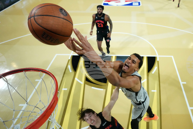 APTOPIX Knicks Spurs Basketball