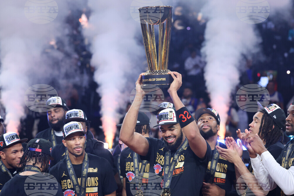 Knicks Spurs Basketball