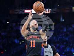 Knicks Spurs Basketball