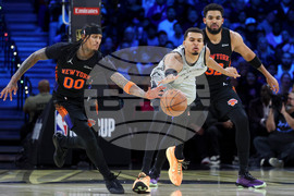 Knicks Spurs Basketball