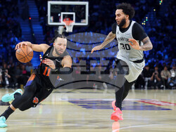 Knicks Spurs Basketball