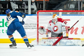 PWHL Charge Goldeneyes Hockey