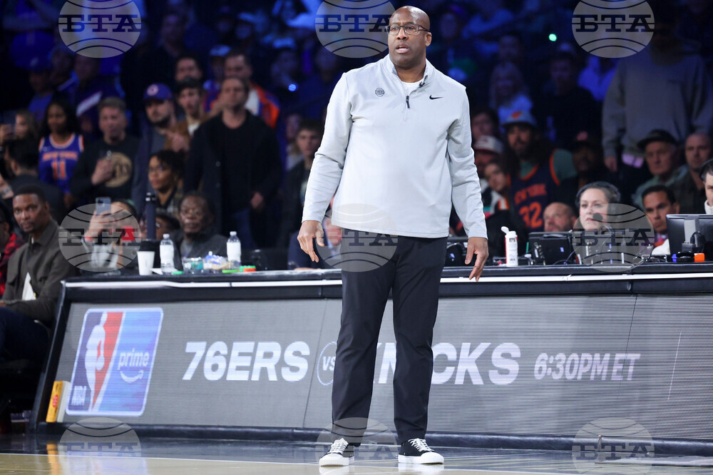 Knicks Spurs Basketball