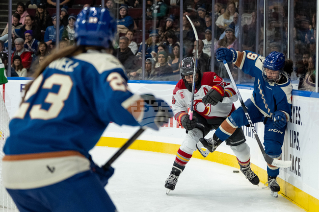 HKW PWHL Charge Goldeneyes 20251216