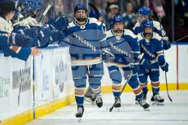 PWHL Charge Goldeneyes Hockey