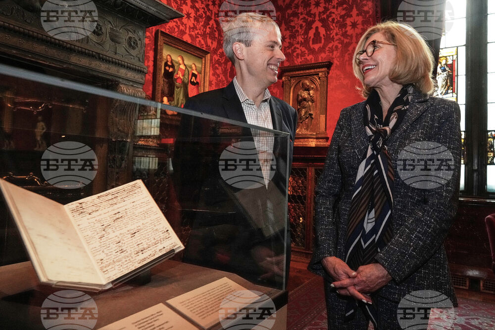 Christmas Carol Baranski