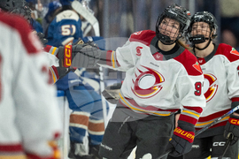 PWHL Charge Goldeneyes Hockey